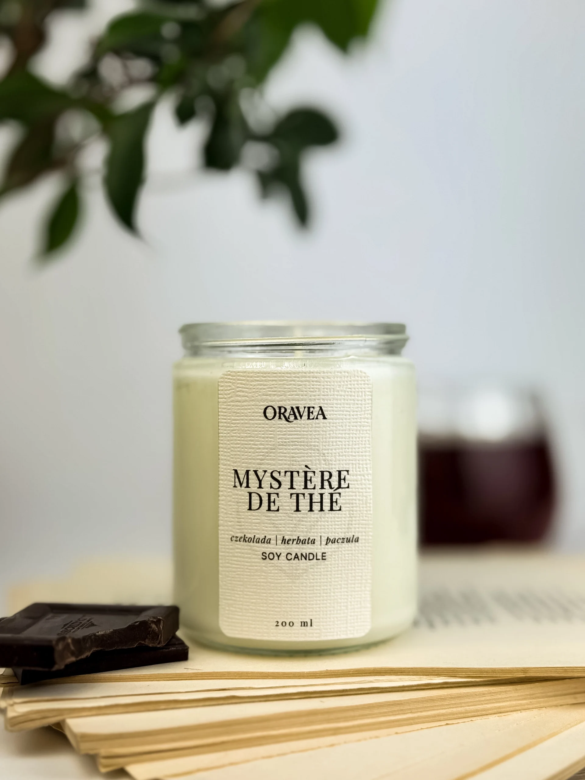 świeca sojowa mystere de the o zapachu czekolady herbaty i paczuli 200 ml oravea