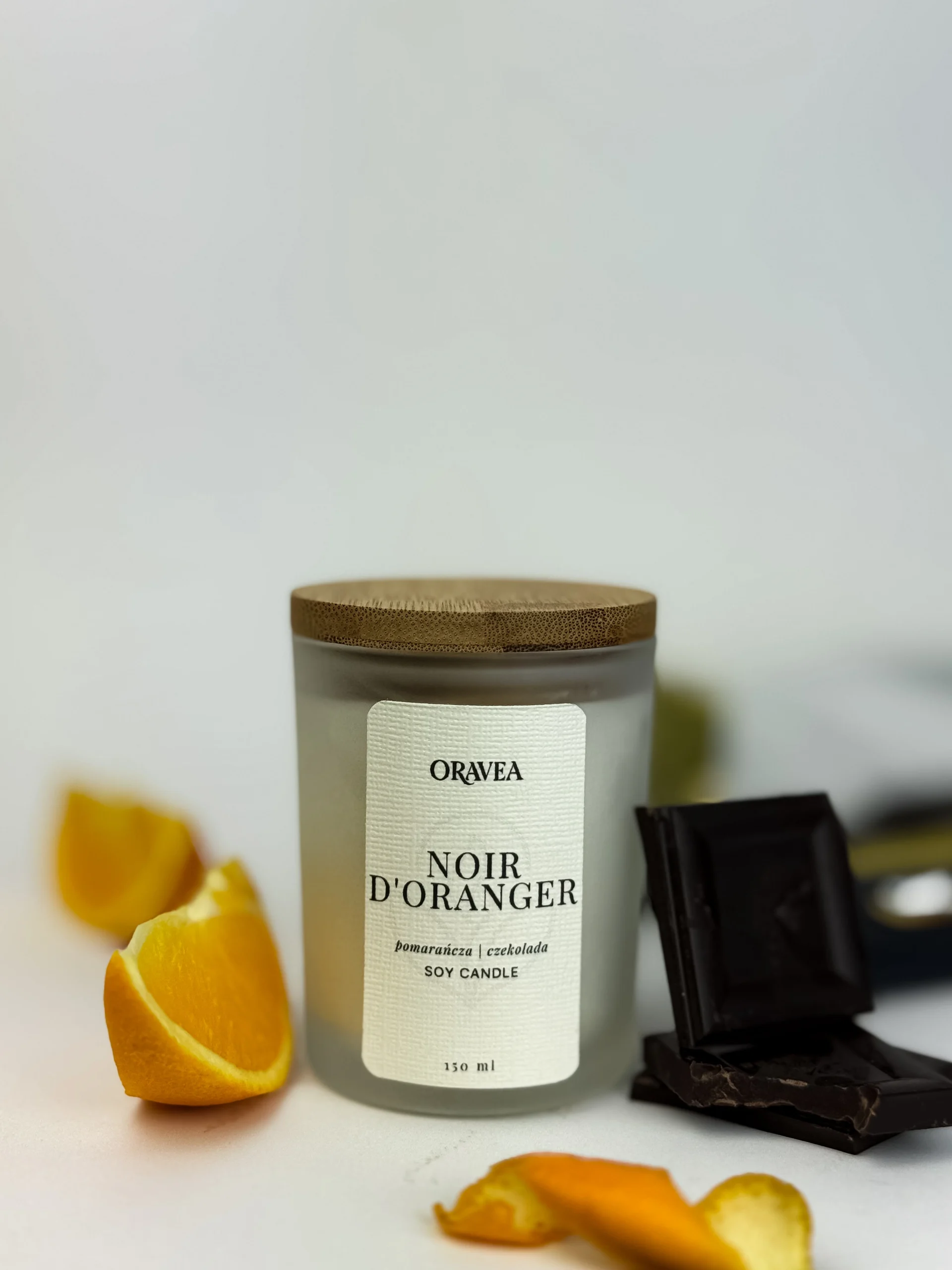 świeca sojowa noir d'oranger satynowa biel 150 ml pomarańcza czekolada oravea