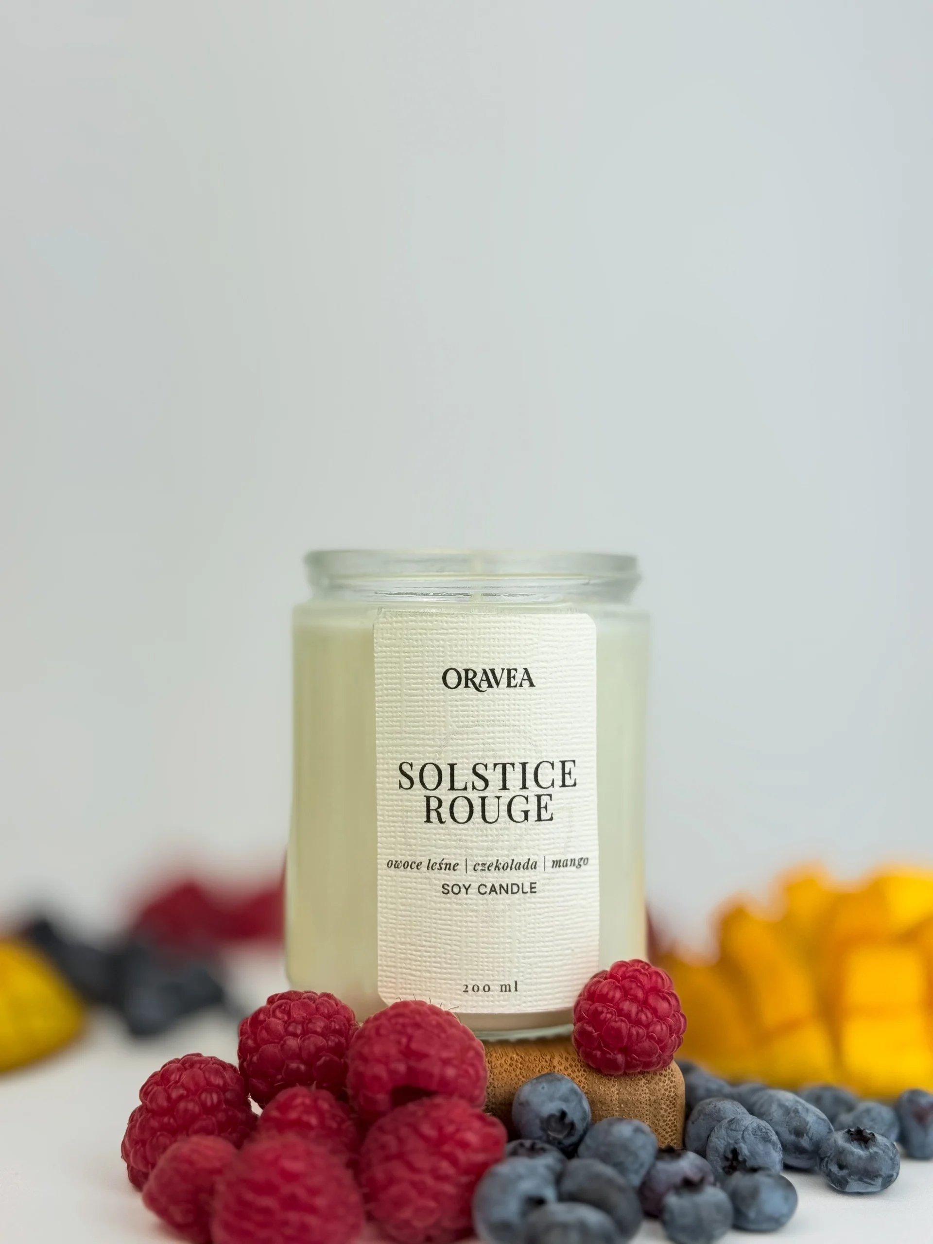 świeca sojowa solstice rouge 200 ml oravea owoce leśne mango czekolada