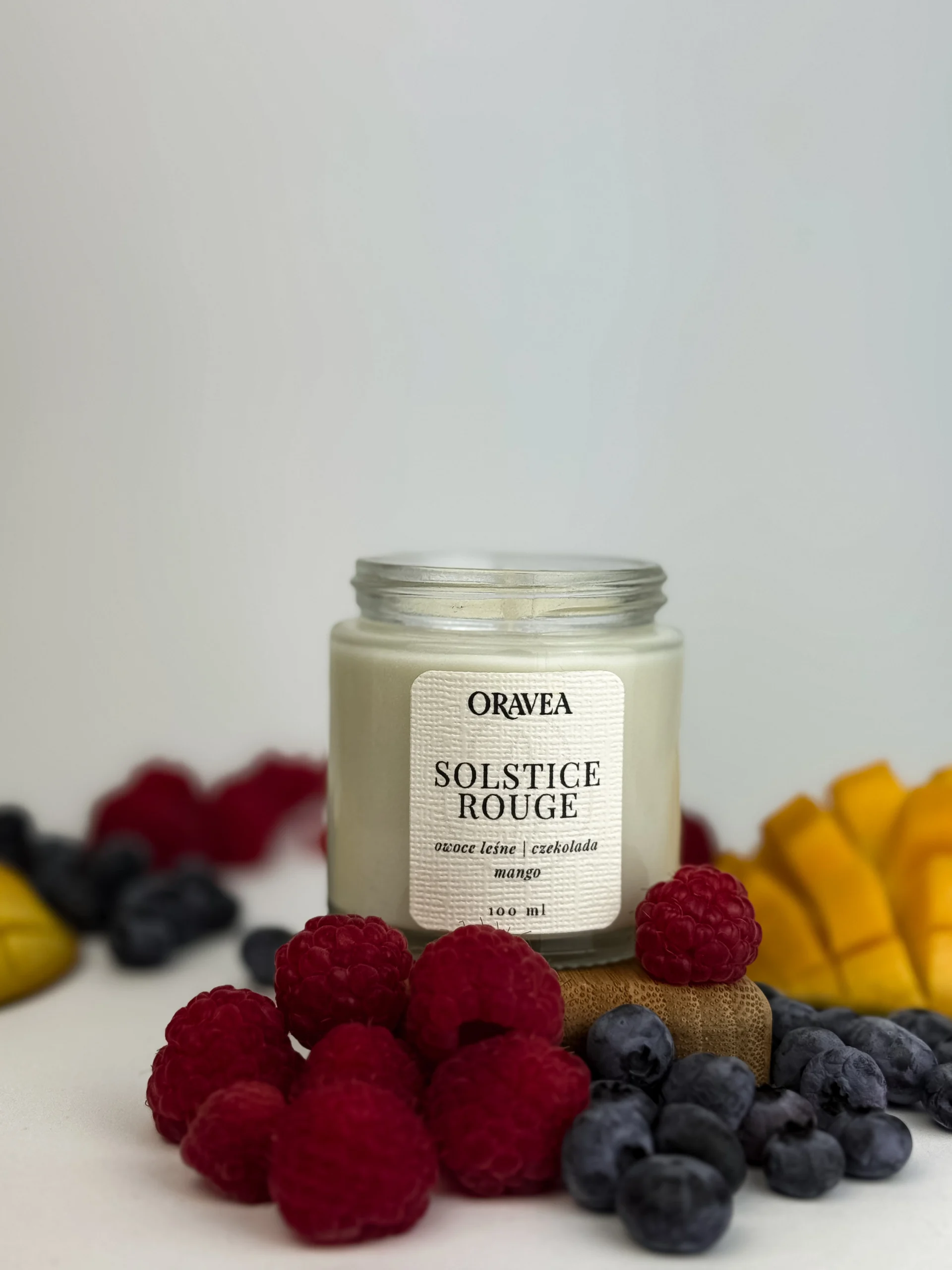 główne zdjęcie solstice rouge 100 ml świeca sojowa premium mango owoce leśne czekolada oravea